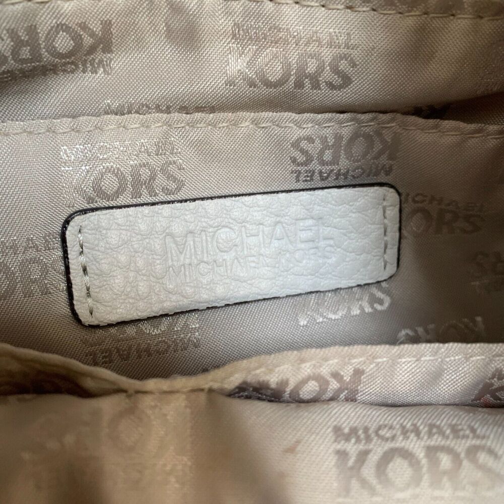 MICHAEL KORS Vanilla Pebbled Leather Tasseled ASTOR Ring Tote Shoulder Bag - Picture 7 of 12